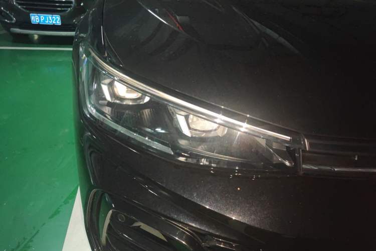 Used Volkswagen Passat 2026 Model, Pro 300TSI Xingkong Longyao Edition Right Front Headlight