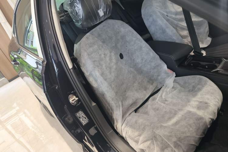 Used Volkswagen Passat 2026 Model, Outstanding 380TSI Xingkong Longteng Edition Right Front Seat