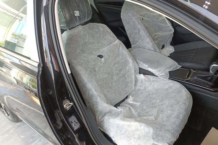 Used Volkswagen Passat 2026 Model, Outstanding 380TSI Xingkong Longteng Edition Right Front Seat
