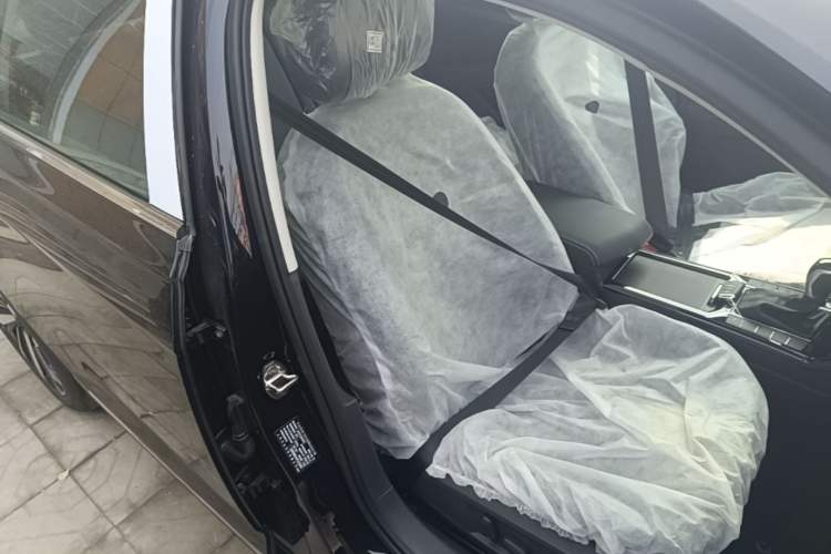 Used Volkswagen Passat 2026 Model, Outstanding 380TSI Longteng Edition Right Front Seat