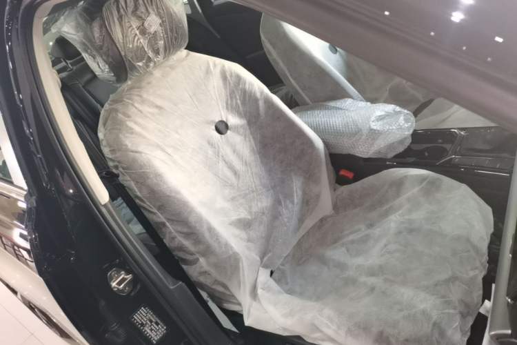 Used Volkswagen Passat 2026 Model, Outstanding 380TSI Xingkong Longteng Edition Right Front Seat