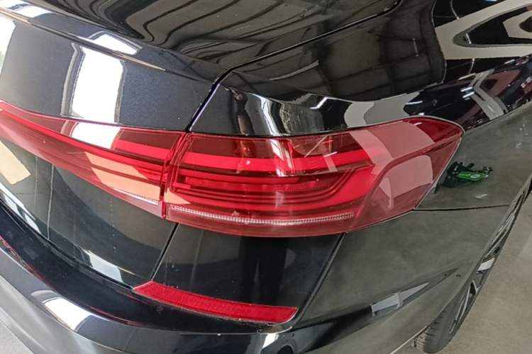 Used Volkswagen Passat 2026 Model, Outstanding 330TSI Elite Edition Right Rear Taillight