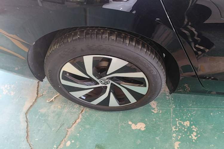 Used Volkswagen Passat 2026 Model, Pro 380TSI Xingkong Longyao Edition Right Rear Wheel Hub