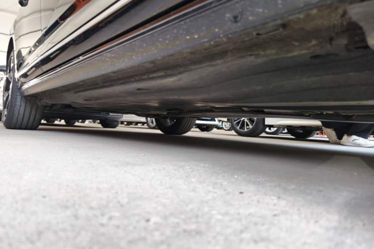 Used Volkswagen Passat 2026 Model, Outstanding 380TSI Xingkong Longteng Edition Right Side Sill