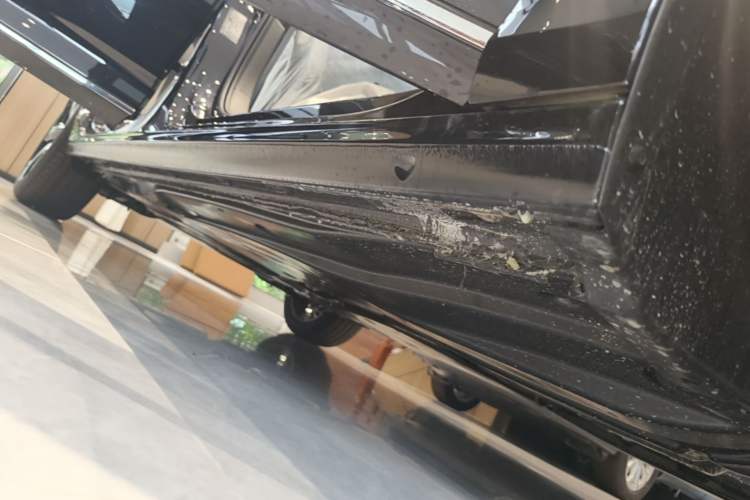 Used Volkswagen Passat 2026 Model, Outstanding 380TSI Xingkong Longteng Edition Right Side Sill