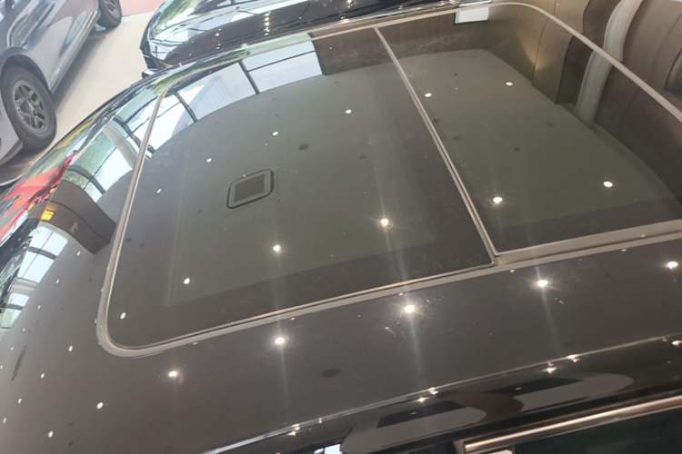 Used Volkswagen Passat 2026 Model, Outstanding 380TSI Xingkong Longteng Edition Roof