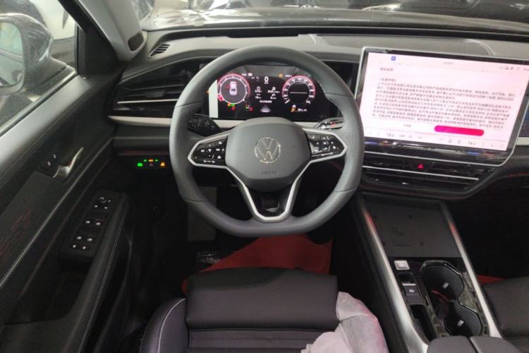 Used Volkswagen Passat 2026 Model, Pro 380TSI Xingkong Longyun Edition Steering Wheel