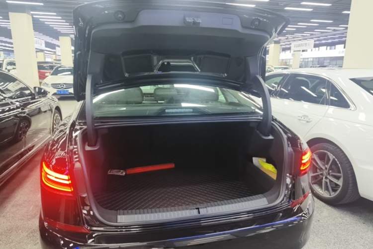 Used Volkswagen Passat 2026 Model, Outstanding 330TSI Xingkong Elite Edition Trunk