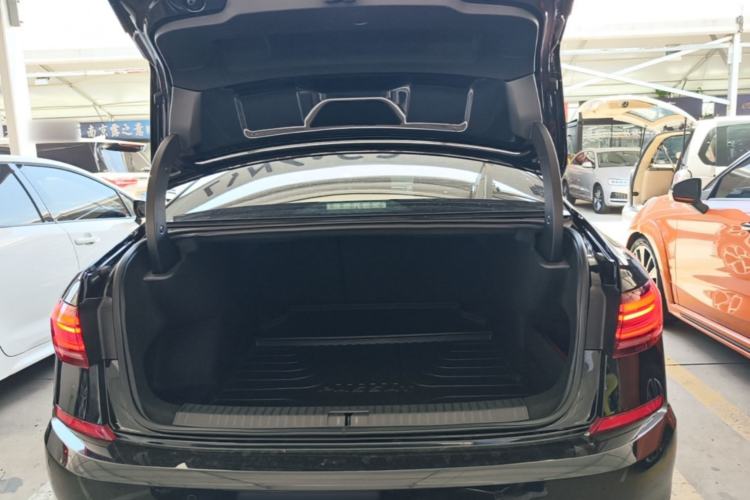 Used Volkswagen Passat 2026 Model, Outstanding 380TSI Xingkong Longteng Edition Trunk