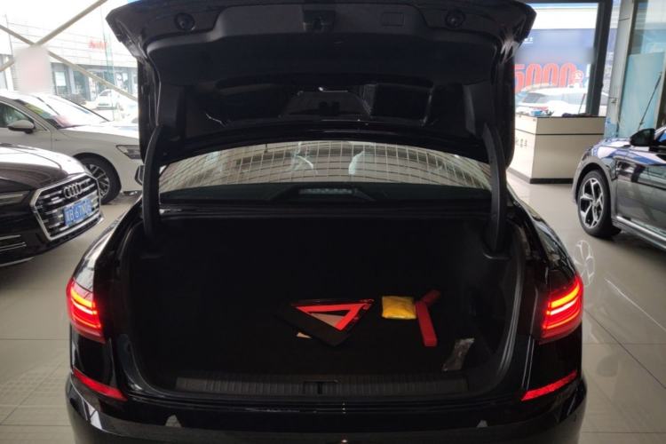 Used Volkswagen Passat 2026 Model, Outstanding 380TSI Xingkong Longteng Edition Trunk