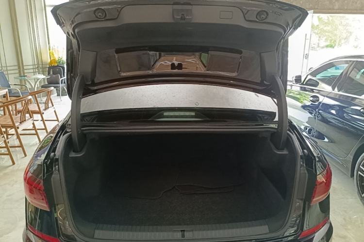 Used Volkswagen Passat 2026 Model, Outstanding 380TSI Xingkong Longteng Edition Trunk