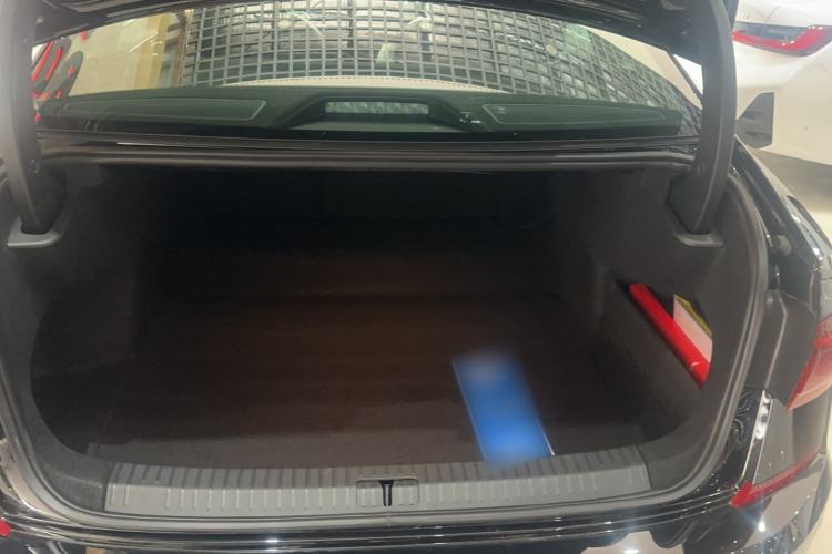 Used Volkswagen Passat 2026 Model, Outstanding 380TSI Xingkong Longteng Edition Trunk