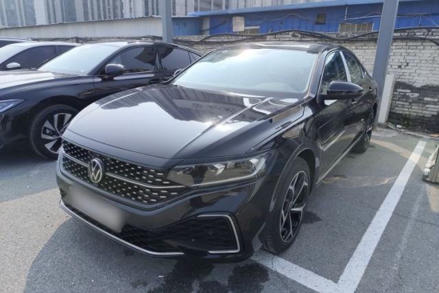 Used Volkswagen Passat 2026 Model, Outstanding 380TSI Xingkong Longteng Edition
