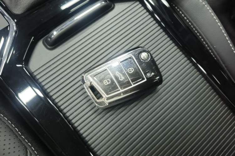 Used Volkswagen Passat 2026 Model, Outstanding 330TSI Xingkong Elite Edition Vehicle Key