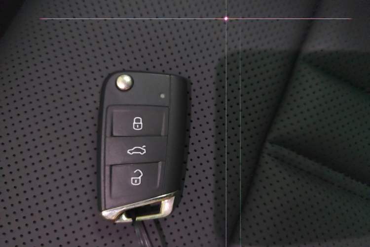 Used Volkswagen Passat 2026 Model, Outstanding 380TSI Longteng Edition Vehicle Key