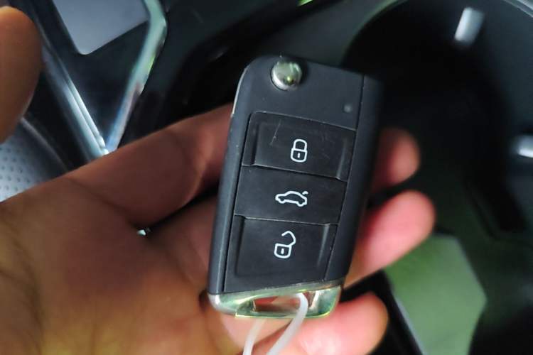 Used Volkswagen Passat 2026 Model, Outstanding 330TSI Elite Edition Vehicle Key