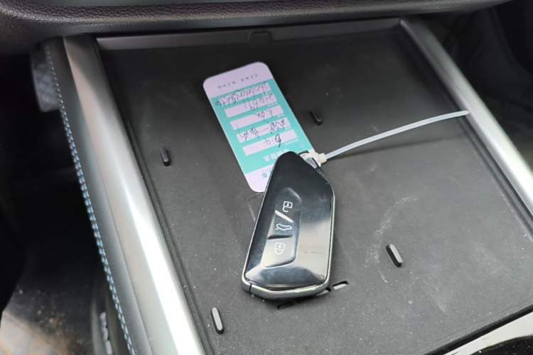 Used Volkswagen Passat 2026 Model, Pro 380TSI Xingkong Longzun Edition Vehicle Key