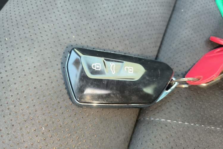 Used Volkswagen Passat 2026 Model, Pro 380TSI Xingkong Longzun Edition Vehicle Key