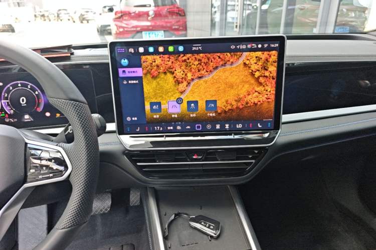 Used Volkswagen Passat 2026 Model, Pro 380TSI Xingkong Longzun Edition Audio And AC Panel