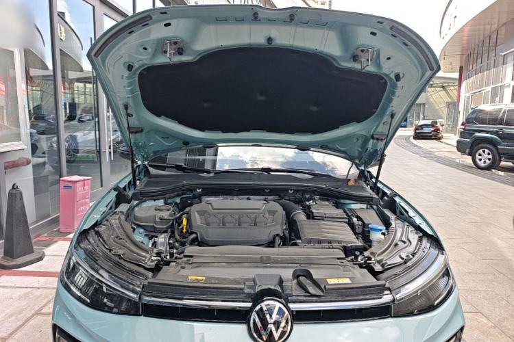 Used Volkswagen Passat 2026 Model, Pro 380TSI Xingkong Longzun Edition Engine Bay