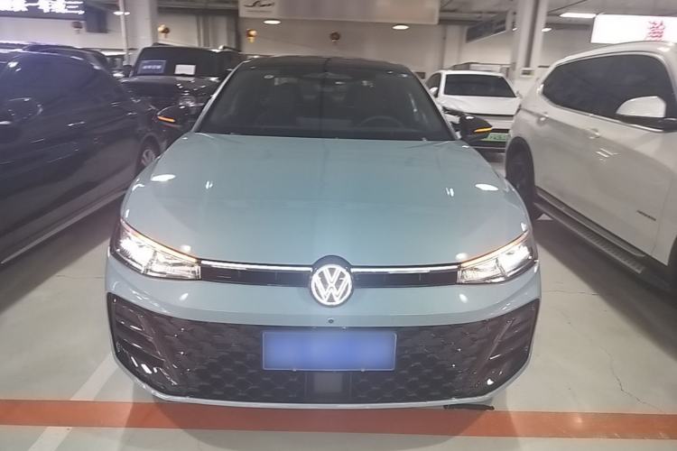 Used Volkswagen Passat 2026 Model, Pro 380TSI Xingkong Longzun Edition Front
