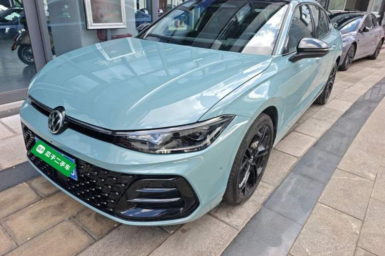 Used Volkswagen Passat 2026 Model, Pro 380TSI Xingkong Longzun Edition Guazi used car, China used car export, Used car for sale, Used cars, Cheapest cars for sale