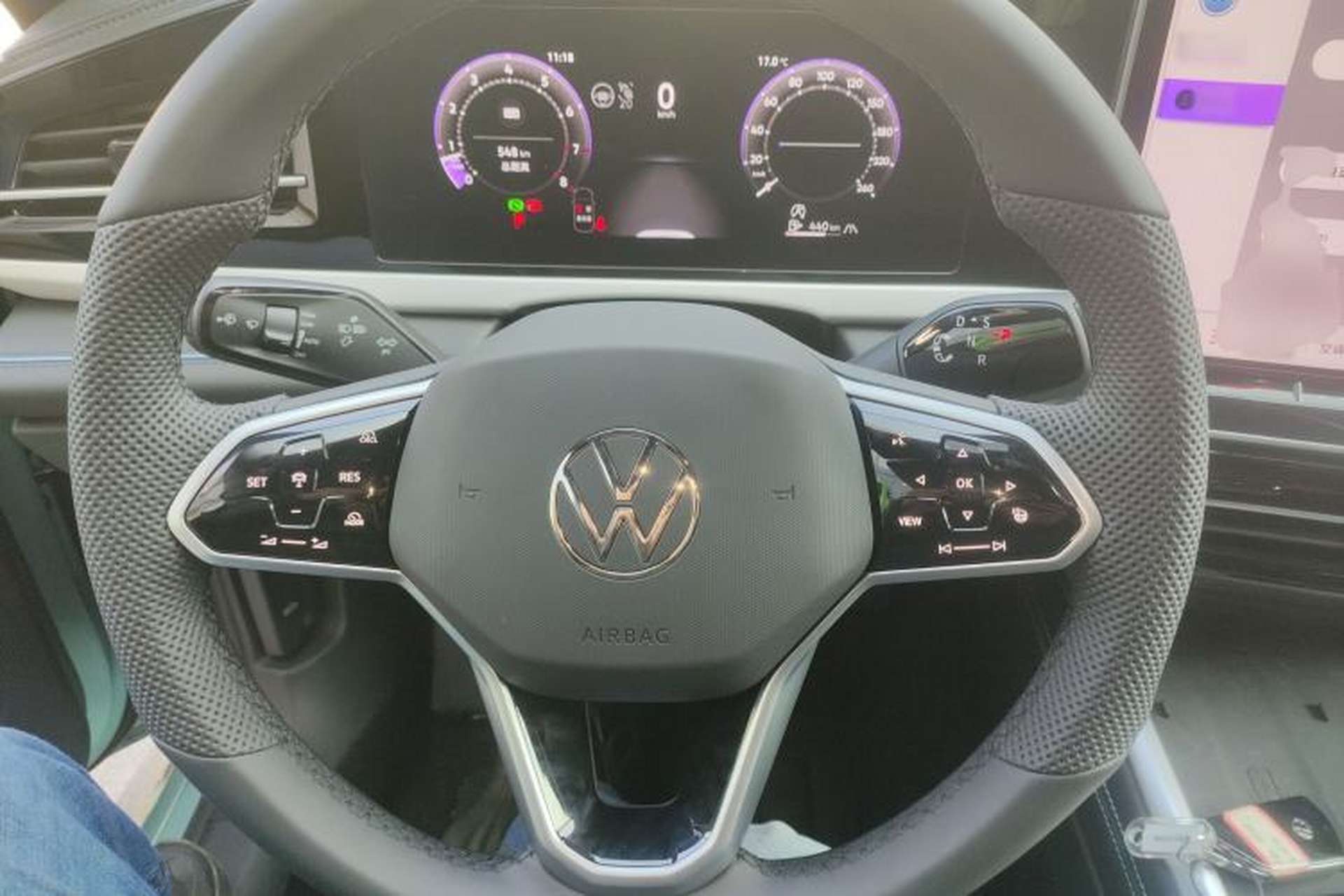 Used Volkswagen Passat 2026 Model, Pro 380TSI Xingkong Longzun Edition Steering Wheel