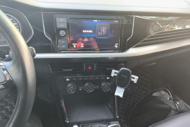 Used Volkswagen Passat New Energy 2019 430 PHEV Hybrid Elite Edition Audio And AC Panel