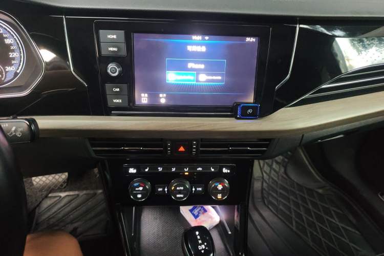 Used Volkswagen Passat New Energy 2019 430 PHEV Hybrid Luxury Edition Audio And AC Panel