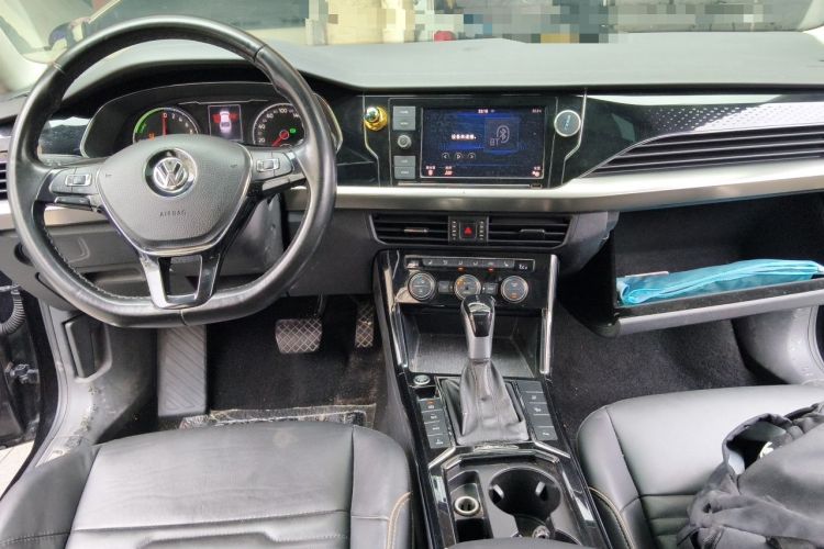 Used Volkswagen Passat New Energy 2019 430 PHEV Hybrid Elite Edition Center Console