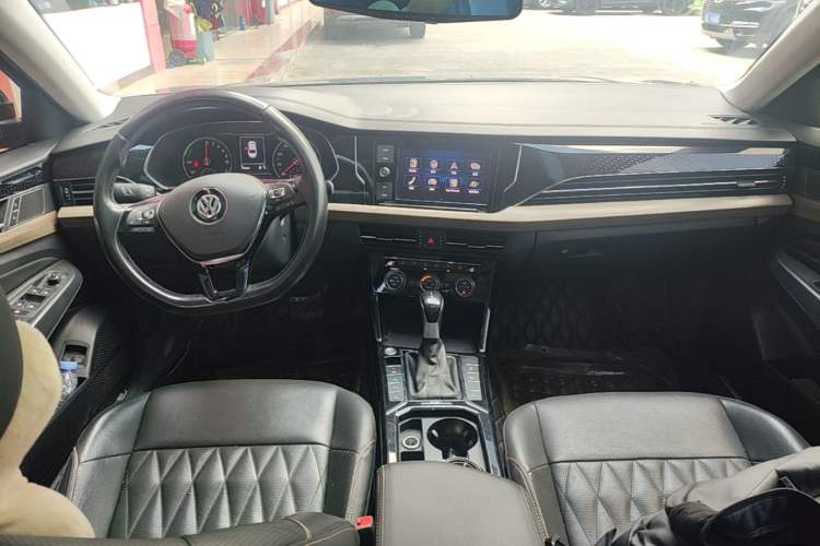 Used Volkswagen Passat New Energy 2019 430 PHEV Hybrid Luxury Edition Center Console