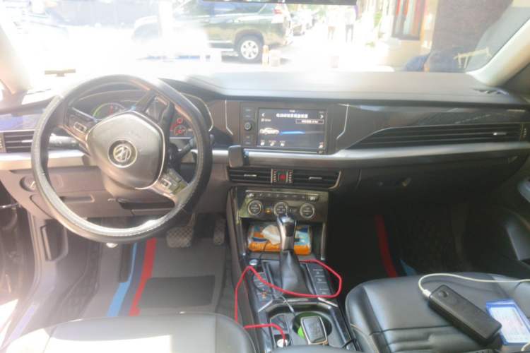 Used Volkswagen Passat New Energy 2019 430 PHEV Hybrid Elite Edition Center Console