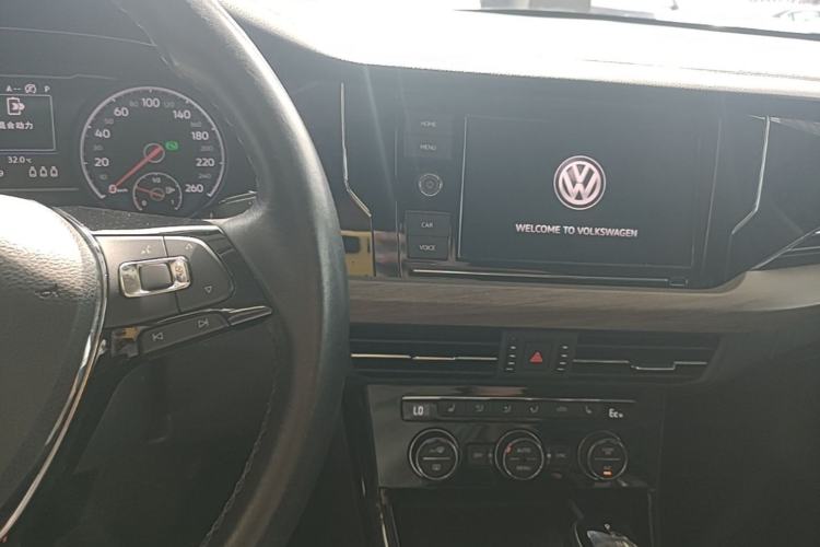 Used Volkswagen Passat New Energy 2019 430 PHEV Hybrid Luxury Edition Center Console