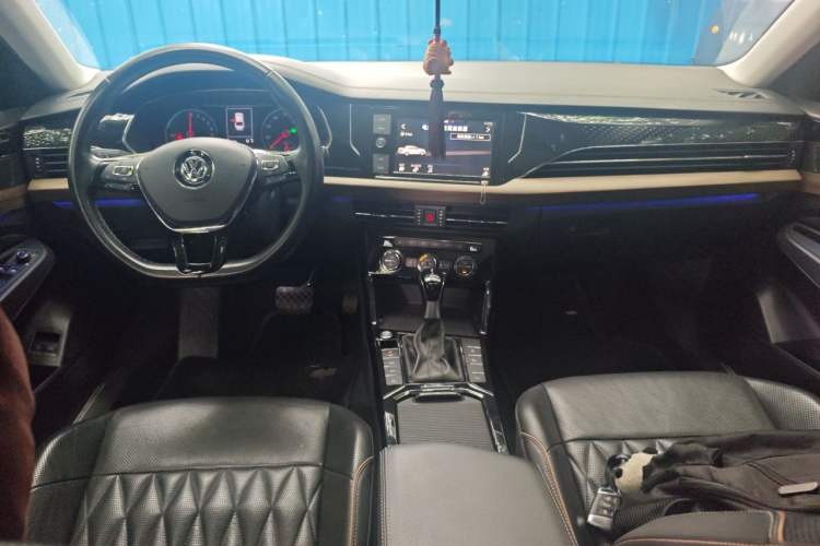 Used Volkswagen Passat New Energy 2019 430 PHEV Hybrid Luxury Edition Center Console