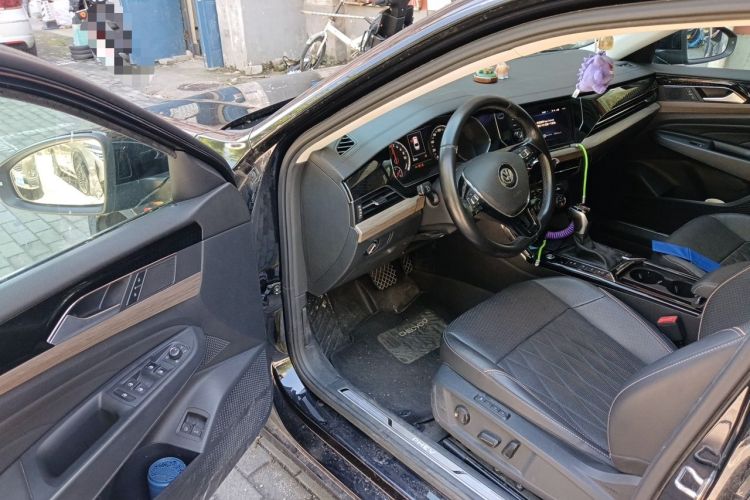 Used Volkswagen Passat New Energy 2019 430 PHEV Hybrid Luxury Edition Driver Seat