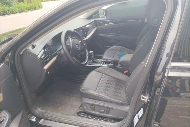 Used Volkswagen Passat New Energy 2019 430 PHEV Hybrid Luxury Edition Driver Seat