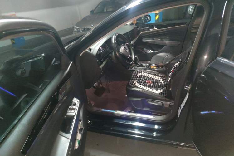 Used Volkswagen Passat New Energy 2019 430 PHEV Hybrid Elite Edition Driver Seat