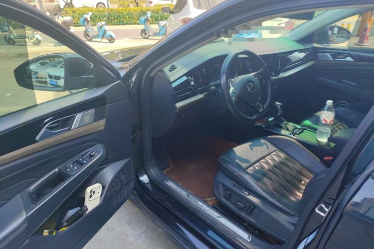Used Volkswagen Passat New Energy 2019 430 PHEV Hybrid Luxury Edition Driver Seat
