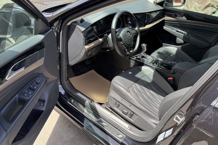 Used Volkswagen Passat New Energy 2019 430 PHEV Hybrid Luxury Edition Driver Seat
