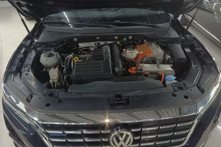 Used Volkswagen Passat New Energy 2019 430 PHEV Hybrid Luxury Edition Engine Bay