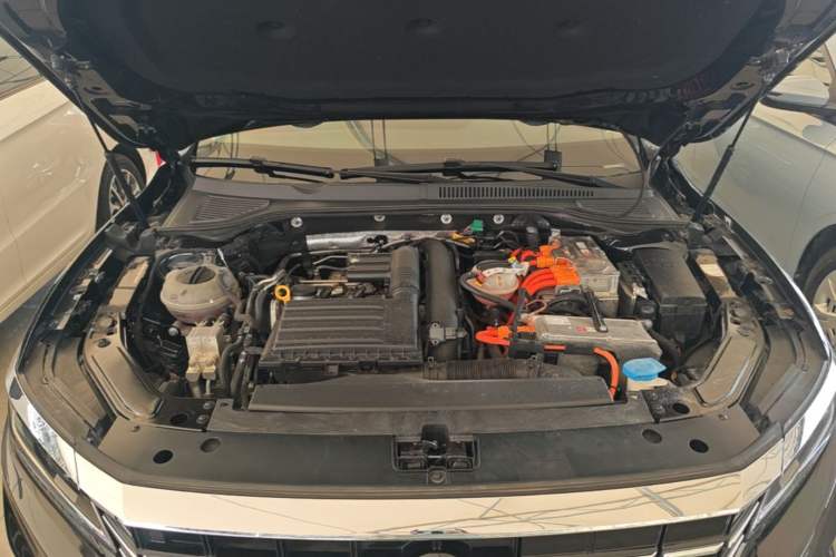 Used Volkswagen Passat New Energy 2019 430 PHEV Hybrid Luxury Edition Engine Bay