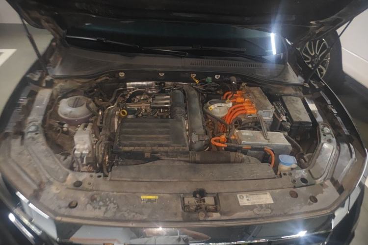 Used Volkswagen Passat New Energy 2019 430 PHEV Hybrid Luxury Edition Engine Bay