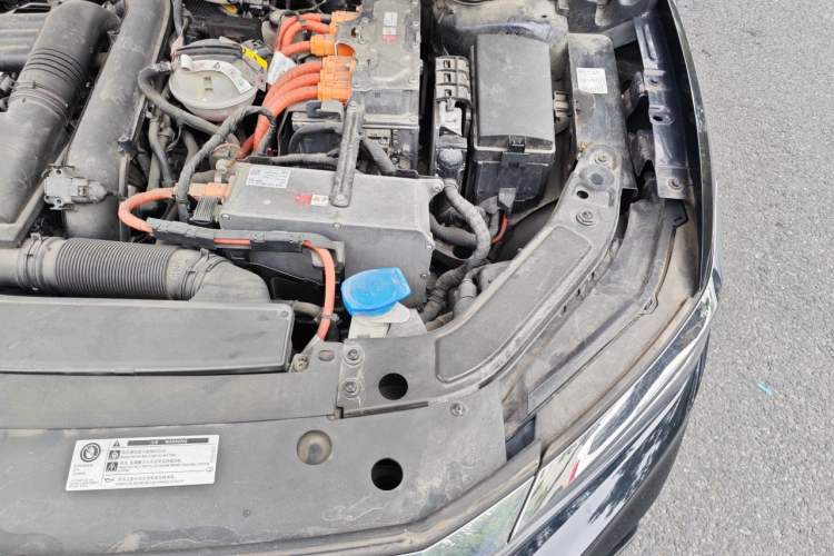 Used Volkswagen Passat New Energy 2019 430 PHEV Hybrid Luxury Edition Engine Bay Left