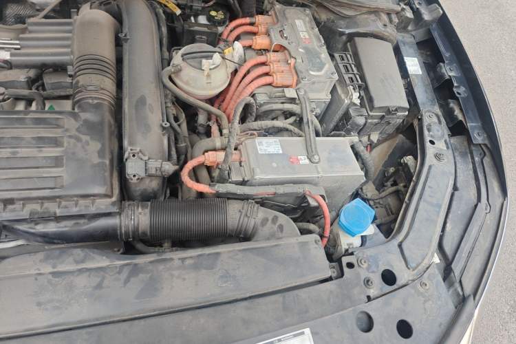 Used Volkswagen Passat New Energy 2019 430 PHEV Hybrid Elite Edition Engine Bay Left