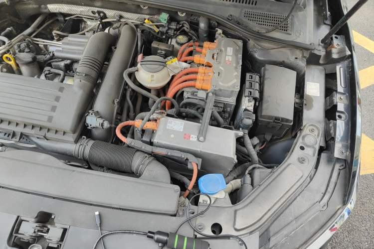 Used Volkswagen Passat New Energy 2019 430 PHEV Hybrid Luxury Edition Engine Bay Left