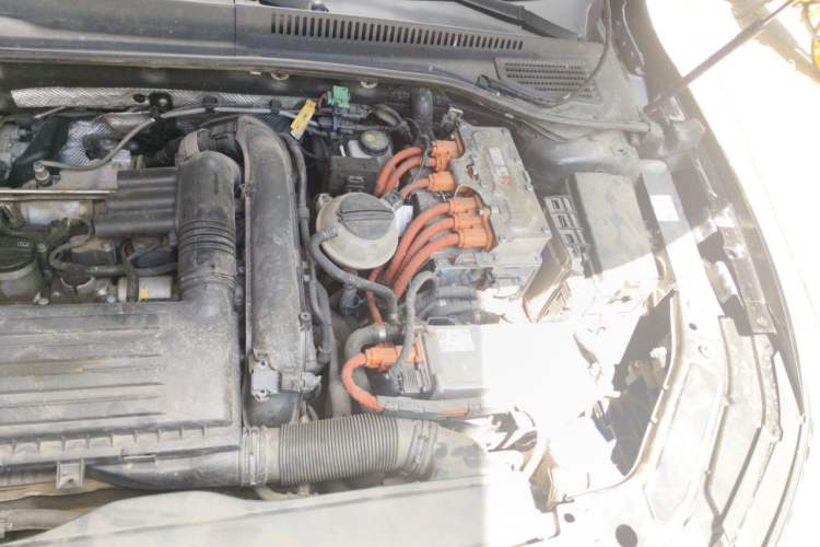 Used Volkswagen Passat New Energy 2019 430 PHEV Hybrid Elite Edition Engine Bay Left