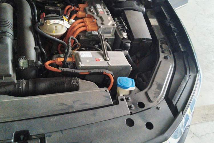 Used Volkswagen Passat New Energy 2019 430 PHEV Hybrid Luxury Edition Engine Bay Left