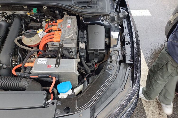 Used Volkswagen Passat New Energy 2019 430 PHEV Hybrid Luxury Edition Engine Bay Left