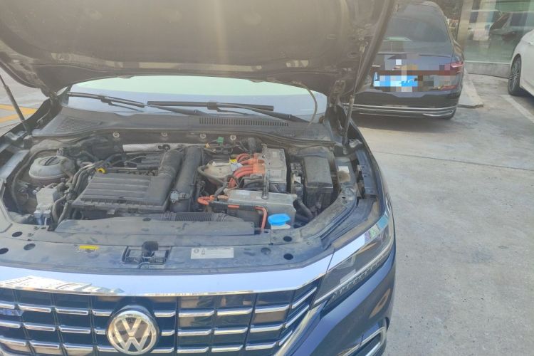 Used Volkswagen Passat New Energy 2019 430 PHEV Hybrid Luxury Edition Engine Bay Left