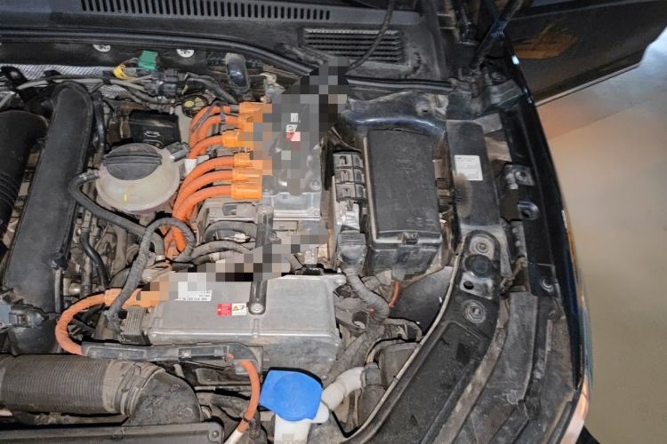 Used Volkswagen Passat New Energy 2019 430 PHEV Hybrid Luxury Edition Engine Bay Left